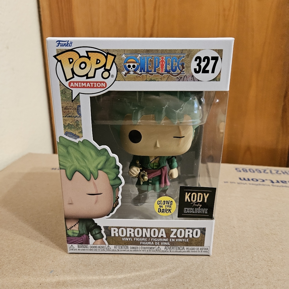 One Piece: Roronoa Zoro (Kody Excl)[GITD] Funko Pop #327